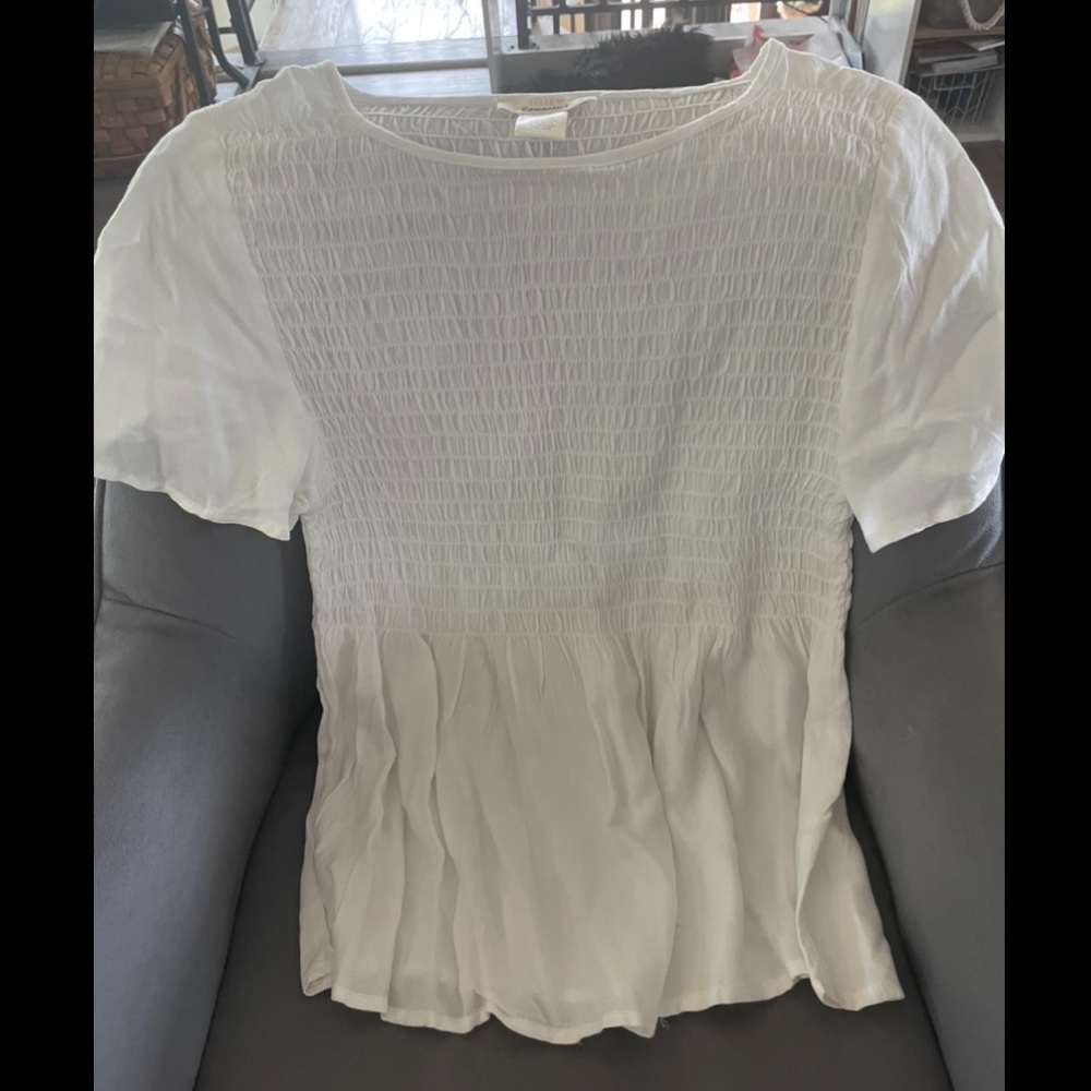 Urban Romantics shirt. Size M.